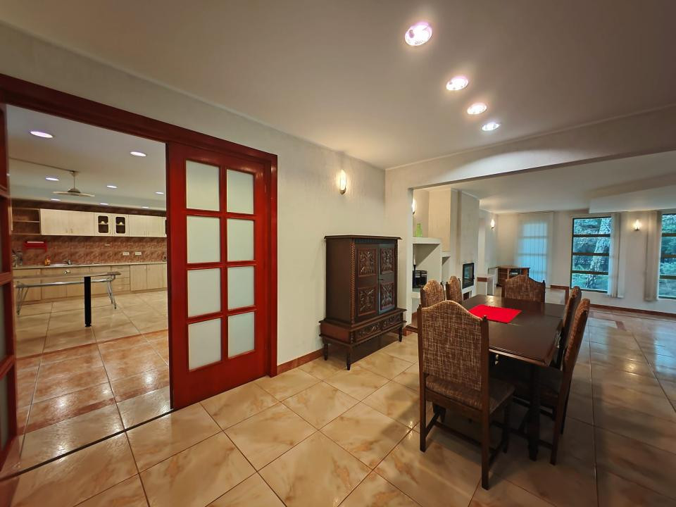 Eforie Sud, proprietate UNICAT,  D+P+1 , la 200 m de plajă