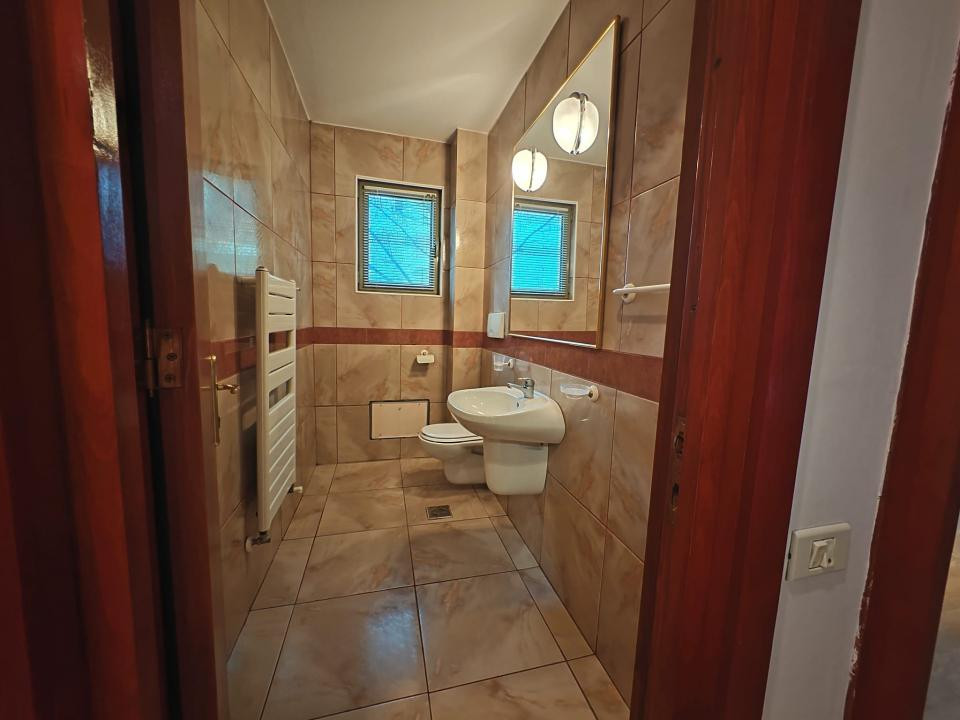 Eforie Sud, proprietate UNICAT,  D+P+1 , la 200 m de plajă