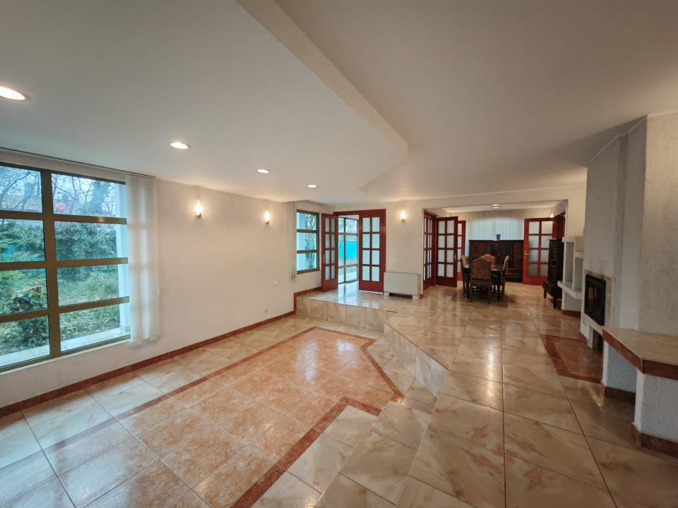 Eforie Sud, proprietate UNICAT,  D+P+1 , la 200 m de plajă