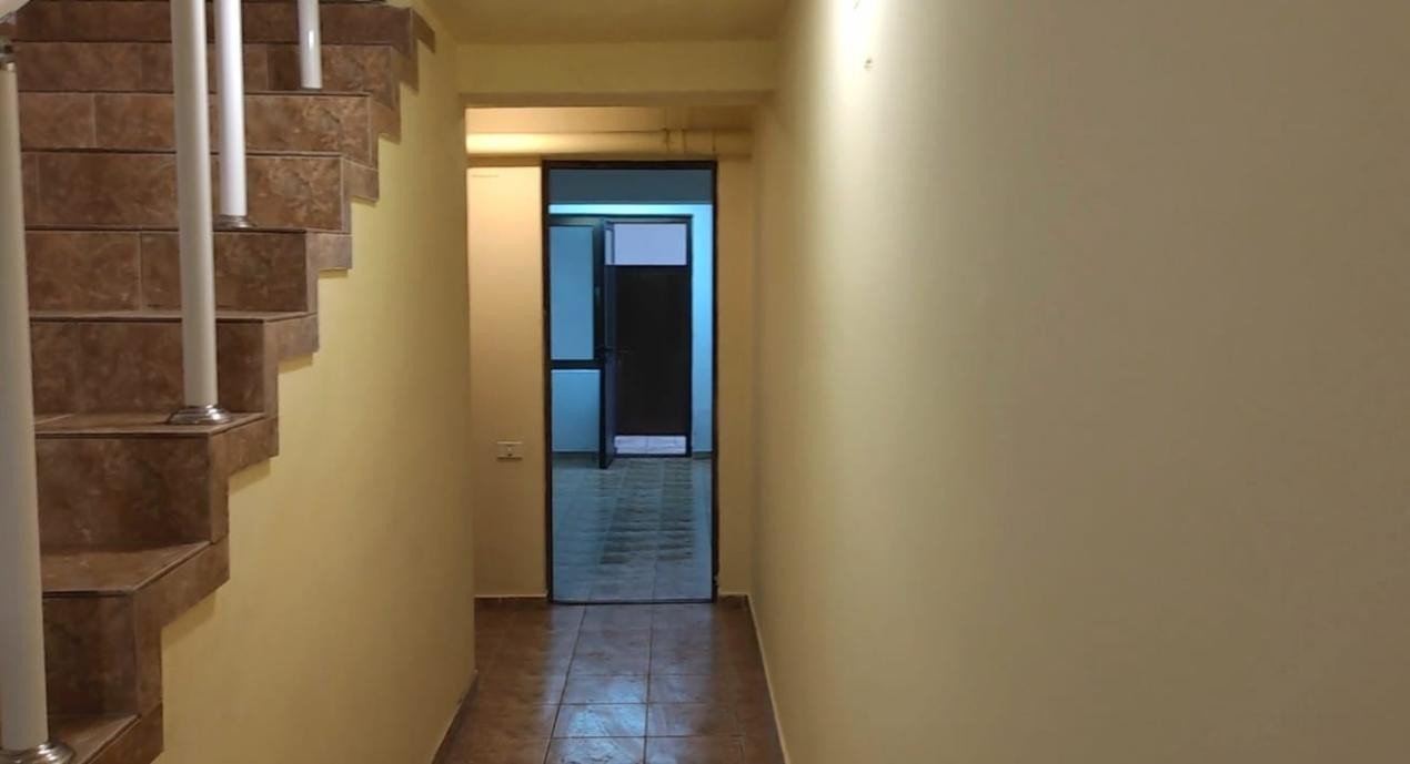 Eforie Sud, proprietate UNICAT,  D+P+1 , la 200 m de plajă