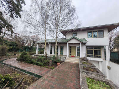 Eforie Sud, proprietate UNICAT,  D+P+1 , la 200 m de plajă