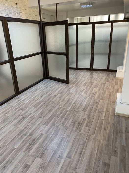 Centru - Sala Sporturilor, spatiu ideal BIROURI, etaj 1, 140 mp.