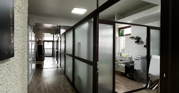 Centru - Sala Sporturilor, spatiu ideal BIROURI, etaj 1, 140 mp.