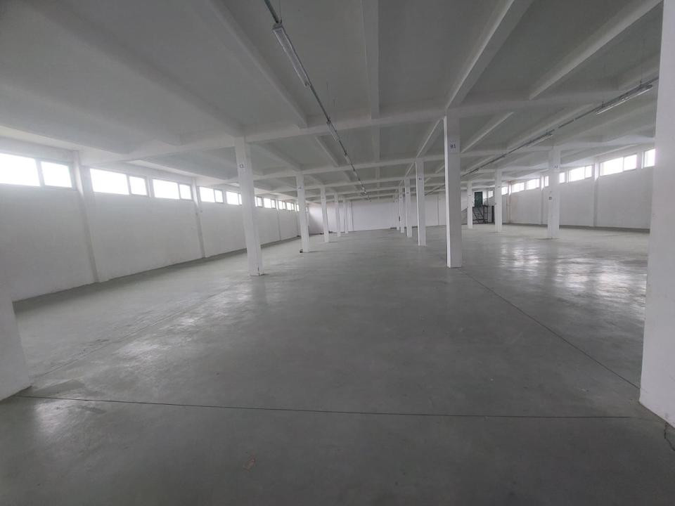Zona Industriala - spatii versatile 500 - 2.000 mp., locuri parcare