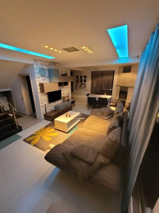 Lazu, vila 5 camere, prima inchiriere