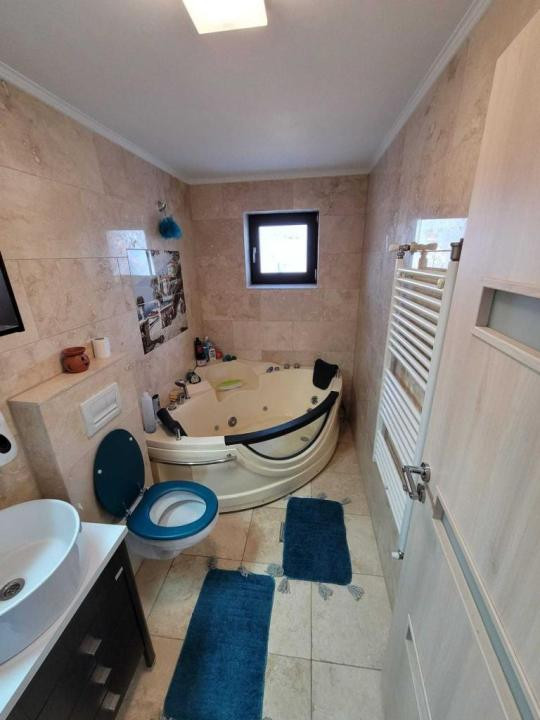 Lazu, vila 5 camere, prima inchiriere