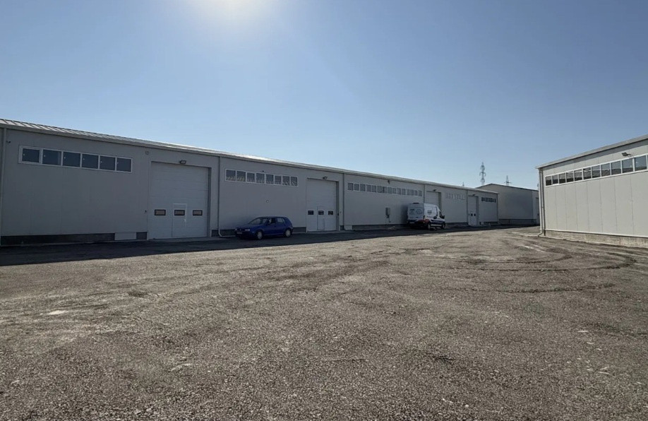 Zona Industriala - hala noua versatila, parc industrial modern, 126 - 252 mp.