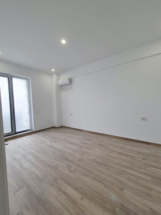 Spații moderne de birouri , suprafete 70 - 121 mp, PARCARE PROPRIE, cladire 2026