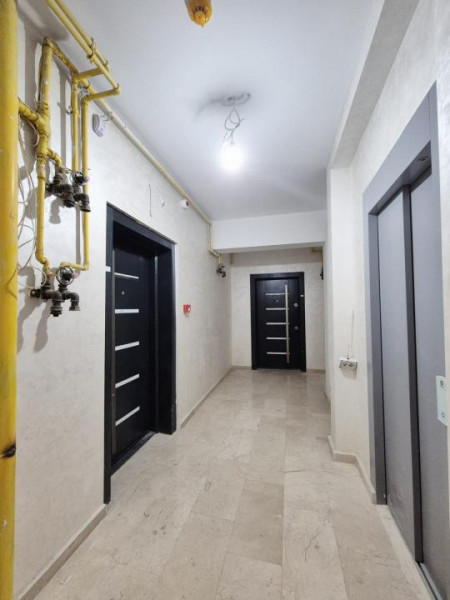 Spații moderne de birouri  , 4 camere, 121 mp., PARCARE PROPRIE, cladire 2026