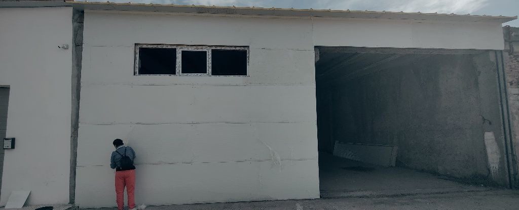 Navodari - Mamaia Sat, hala 300 mp., teren 250 mp.