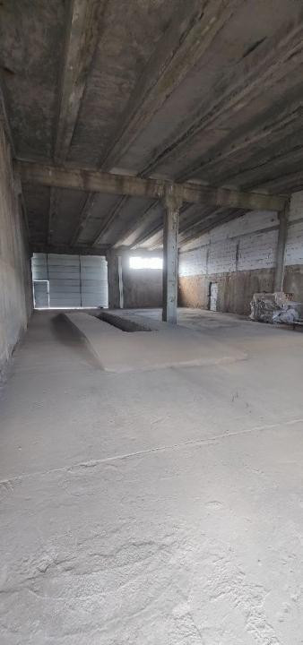 Navodari - Mamaia Sat, hala 300 mp., teren 250 mp.