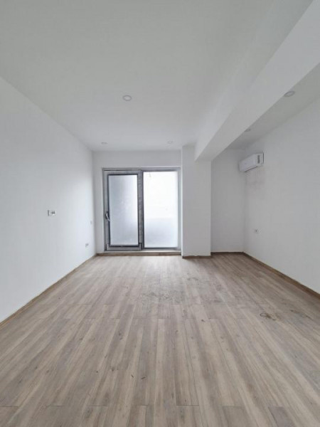 Spații moderne de birouri , suprafete 70 - 121 mp, PARCARE PROPRIE, cladire 2026