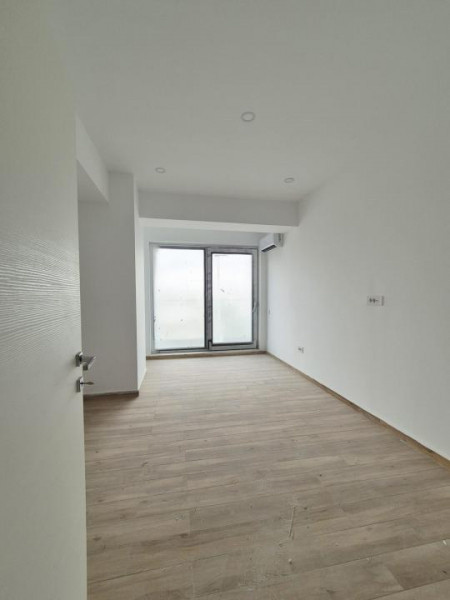 Spații moderne de birouri , suprafete 70 - 121 mp, PARCARE PROPRIE, cladire 2026