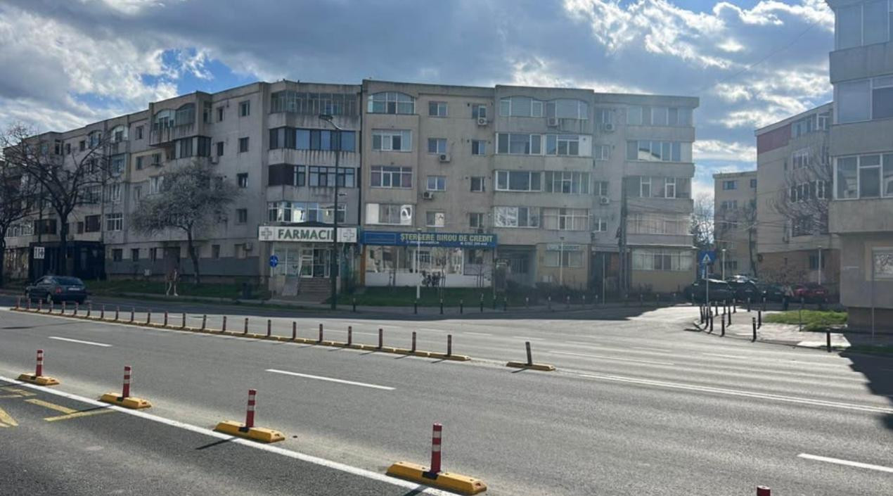 Dacia, spatiu comercial 65 mp.