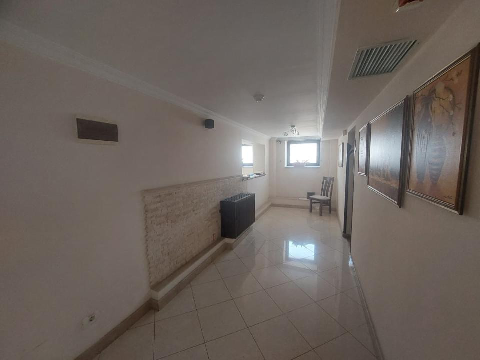 Ultracentral - cladire emblematica D+P+1+M, 430 mp., curte 200  mp.