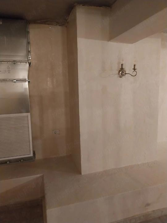 Ultracentral, SPATIU COMERCIAL 170 mp., renovat 2026