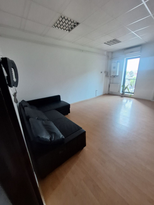 Bd. Mamaia , spatiu 43 mp., cladire exclusiva de birouri
