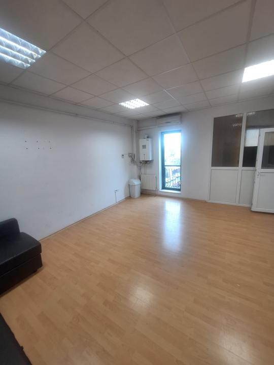 Bd. Mamaia , spatiu IDEAL BIROURI, 43 mp.