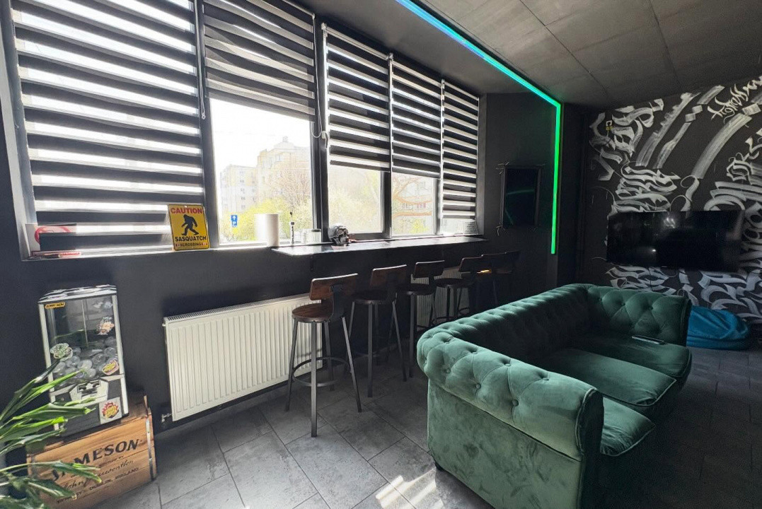 Faleza Nord, spatiu comercial din constructie 190 mp. , 5 camere, curte