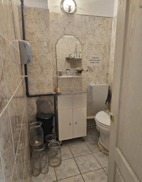 Dacia, spatiu comercial, 60 mp.