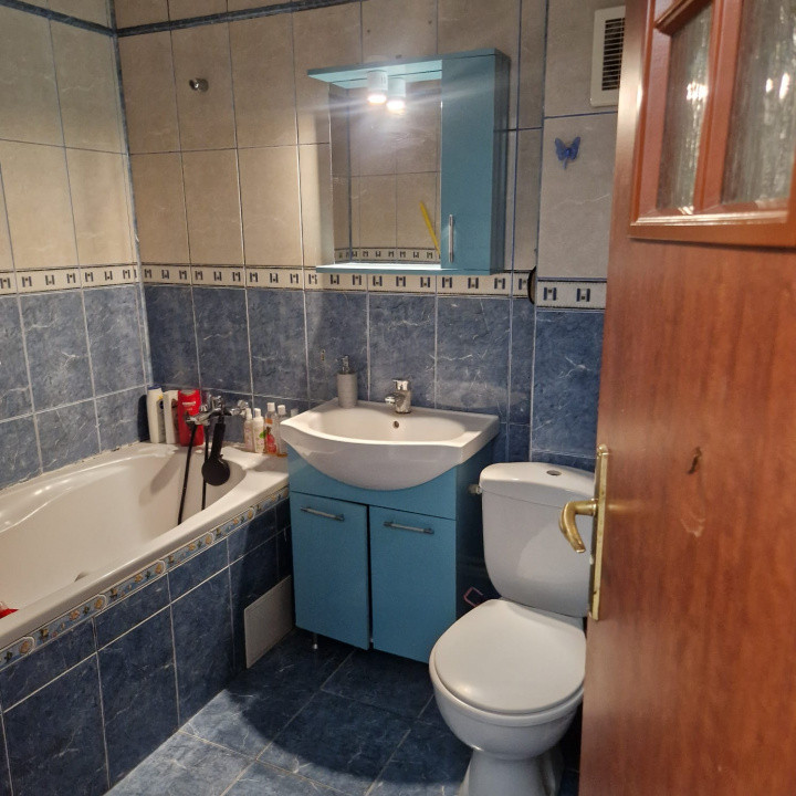 Centru - Bd. Ferdinand - apartament 3 camere , loc propriu de parcare