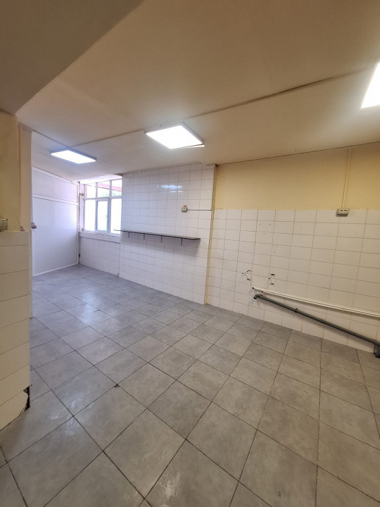 Tomis Nord - spatiu comercial 113 mp., zona intens traficata pietonal