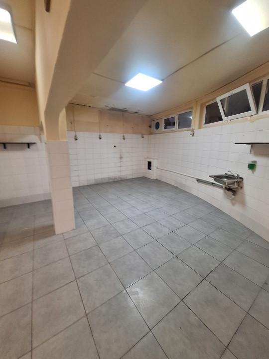 Tomis Nord - spatiu comercial 113 mp., zona intens traficata pietonal
