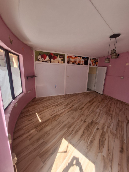 Tomis Nord - spatiu comercial 113 mp., zona intens traficata pietonal