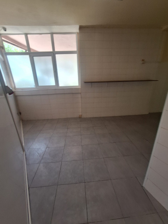 Tomis Nord - spatiu comercial 113 mp., zona intens traficata pietonal