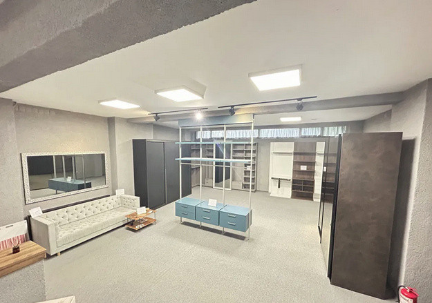 Ultracentral, spatiu comercial 490 mp.