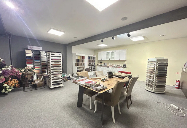Ultracentral, spatiu comercial 490 mp.