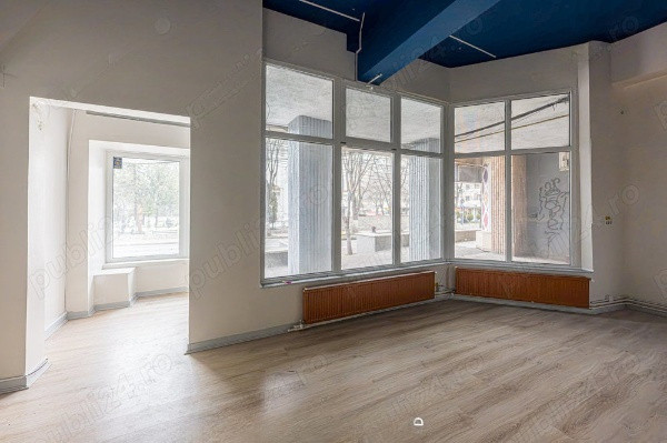 Centru, spatiu comercial versatil, 45 mp.