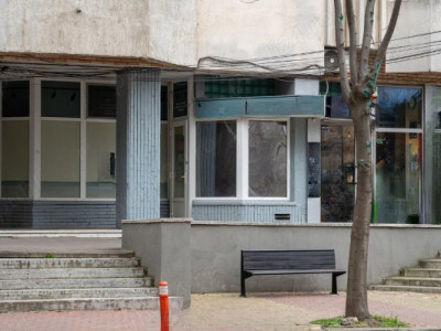 Centru, spatiu comercial versatil, 45 mp.