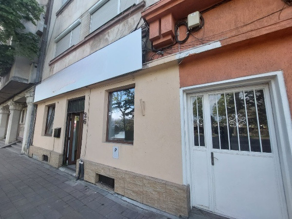 Ultracentral - Primarie, spatiu comercial 62 mp, intrare stradala, trafic intens