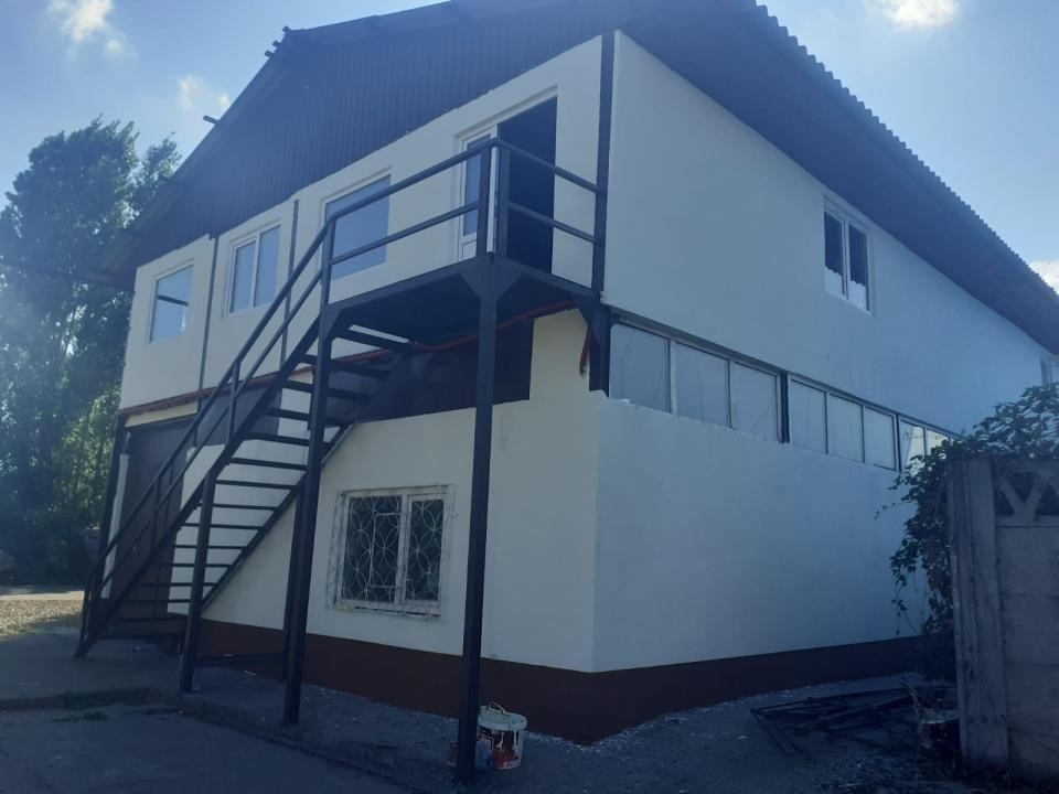 CET zona industriala hala 400mp si teren 450mp