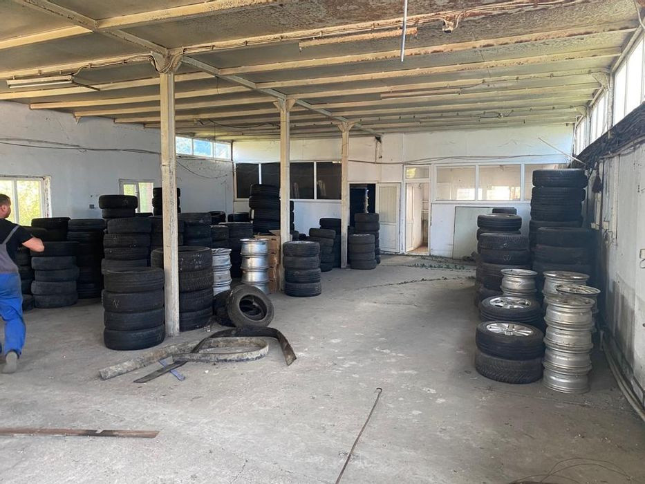 CET zona industriala hala 400mp si teren 450mp