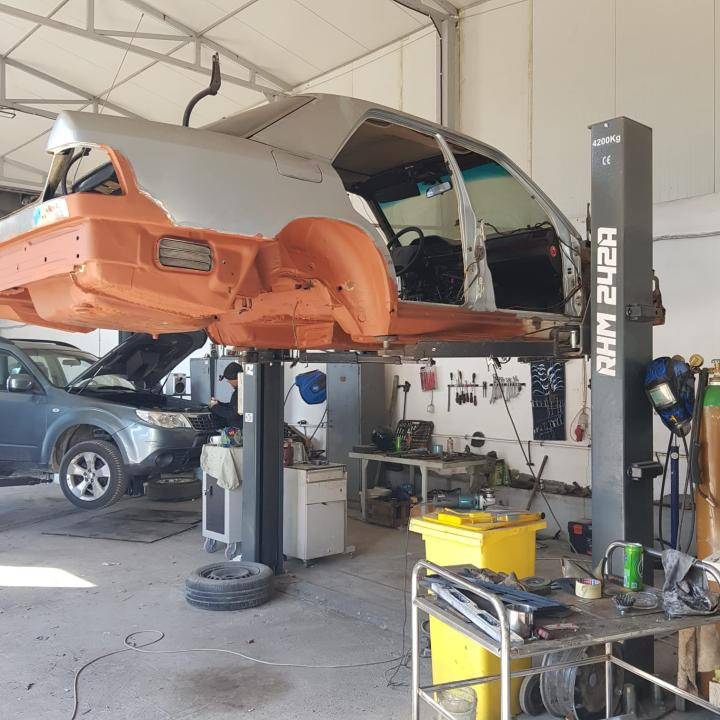 AGIGEA, hala 450 mp. si teren 1.700 mp.