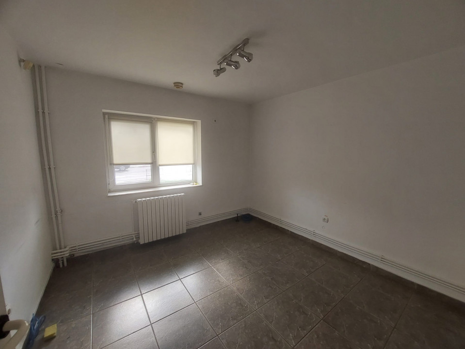 Tomis III, SPATIU COMERCIAL, 71 mp., zona traficata intens