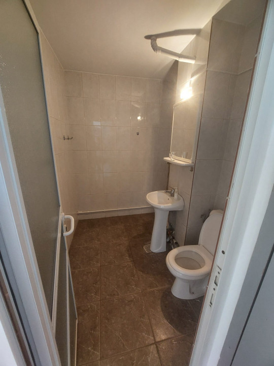 Tomis III, SPATIU COMERCIAL, 71 mp., zona traficata intens