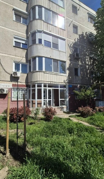 Tomis III, SPATIU COMERCIAL, 71 mp., zona traficata intens