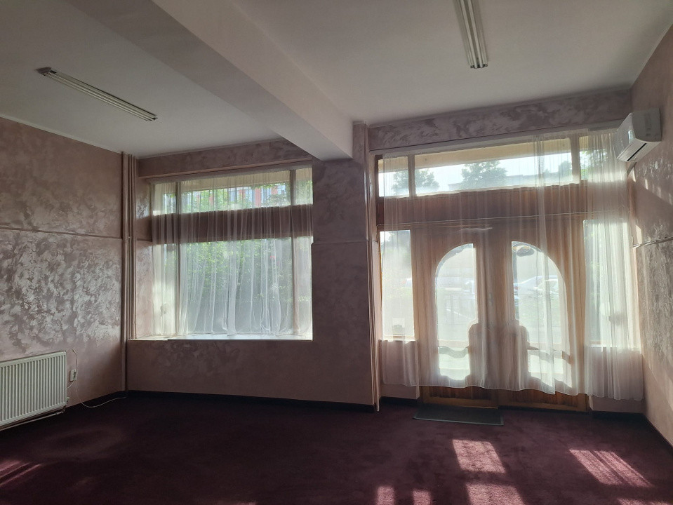 Inel I - spatiu comercial, 60 mp., amenajat
