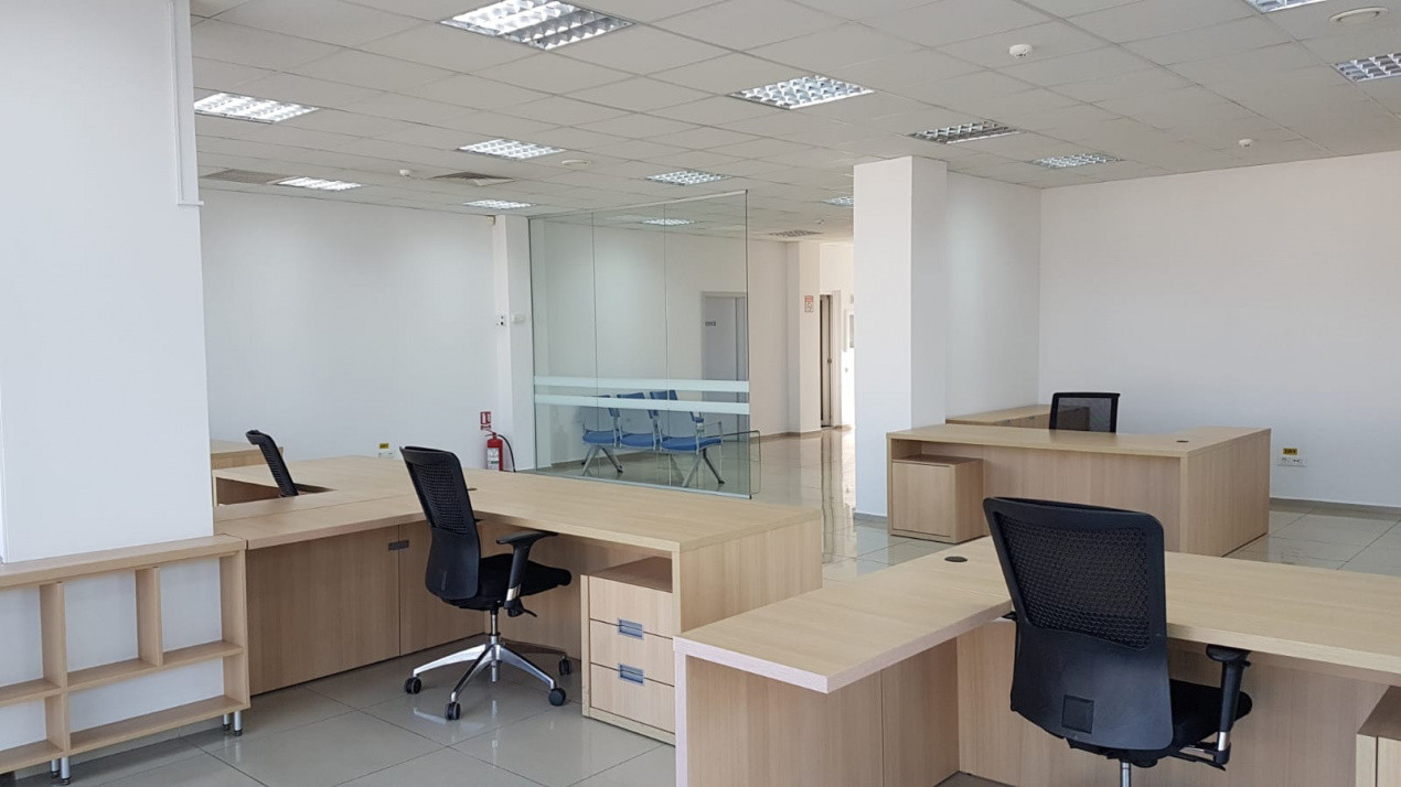  Bd. Mamaia - spațiu de birouri premium , 241 mp .