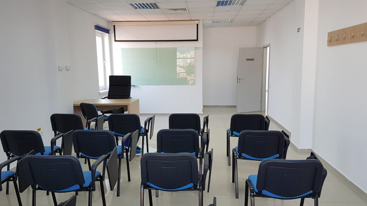  Bd. Mamaia - spațiu de birouri premium , 241 mp .