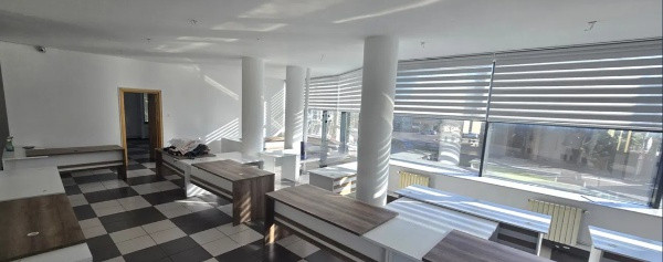 Ultracentral - Bd. Mamaia, spatiu ideal birouri, 252 mp., etaj 1