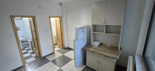 Ultracentral - Bd. Mamaia, spatiu ideal birouri, 252 mp., etaj 1