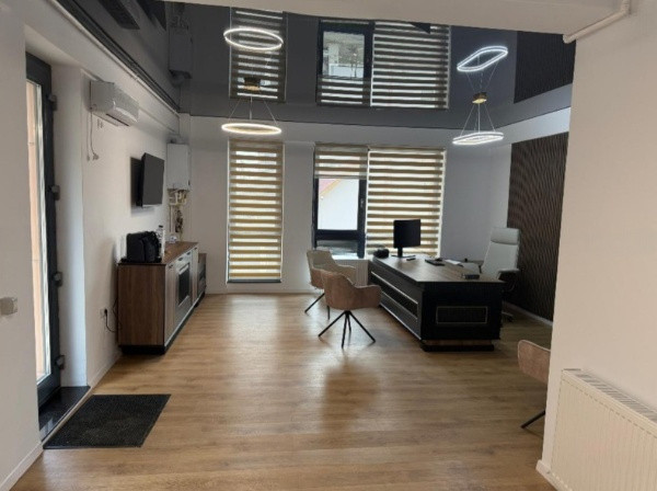 Campus - spațiu comercial / birou premium de vânzare