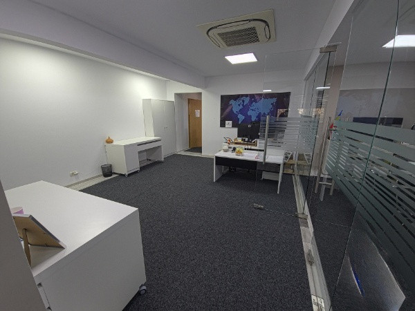 Bd. Mamaia - Delfinariu, spatiu BIROURI PREMIUM,  UTILITATI INCLUSE