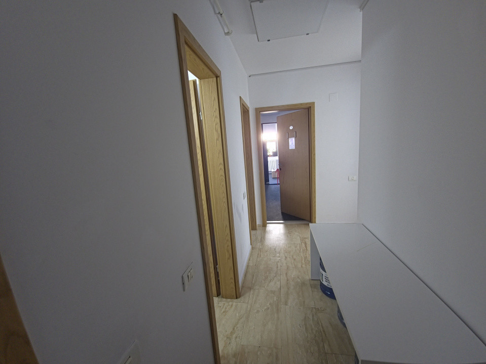 Bd. Mamaia - Delfinariu, spatiu BIROURI PREMIUM,  UTILITATI INCLUSE