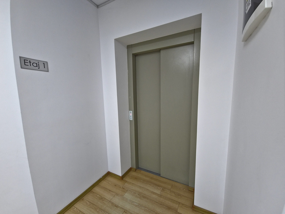 Bd. Mamaia - Delfinariu, spatiu BIROURI PREMIUM,  UTILITATI INCLUSE