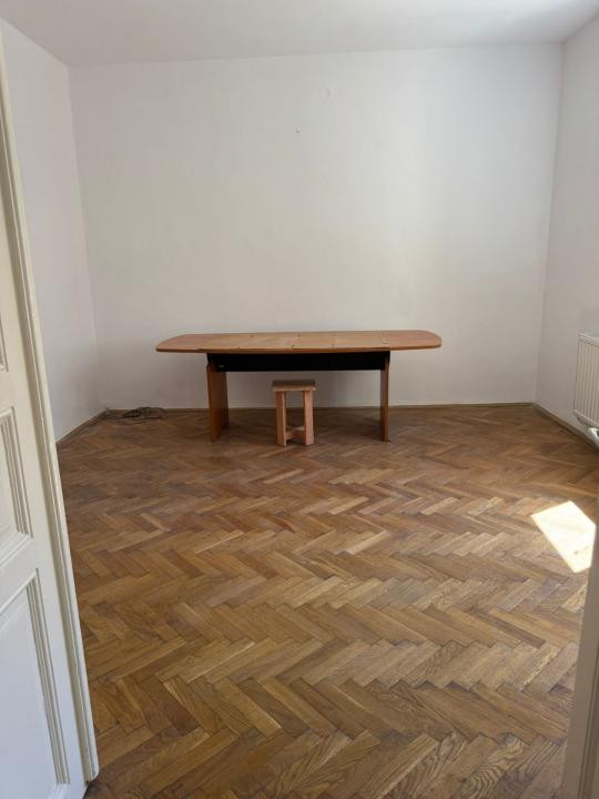 Tomis II, casa individuala 70 mp., 3 camere, curte proprie